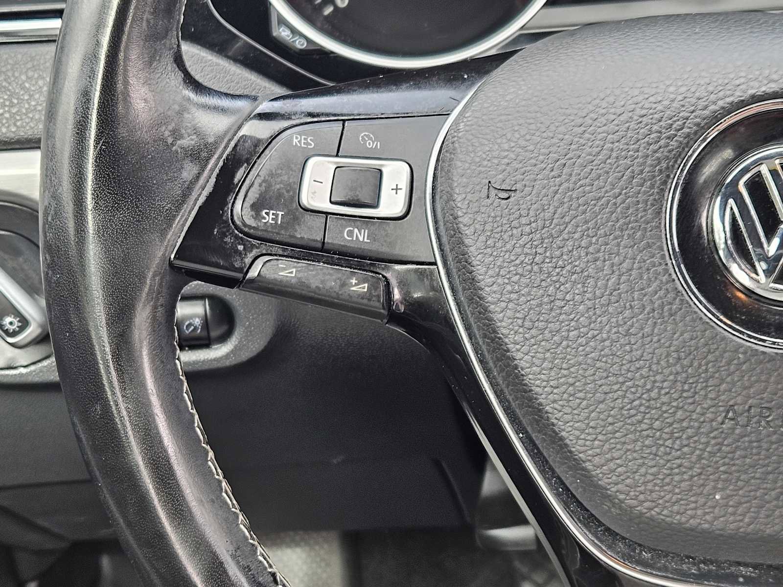 Used 2016 Volkswagen Jetta Sport image 26