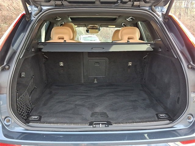 Used 2020 Volvo XC60 T5 Inscription image 28