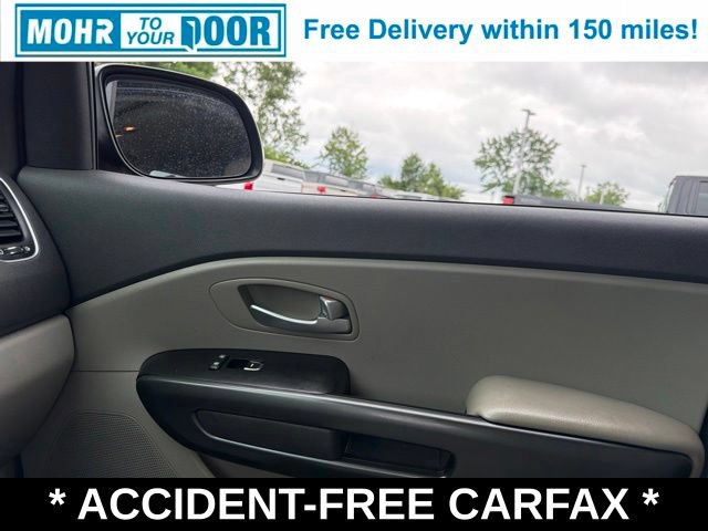 Used 2018 Kia Sedona LX FWD image 27