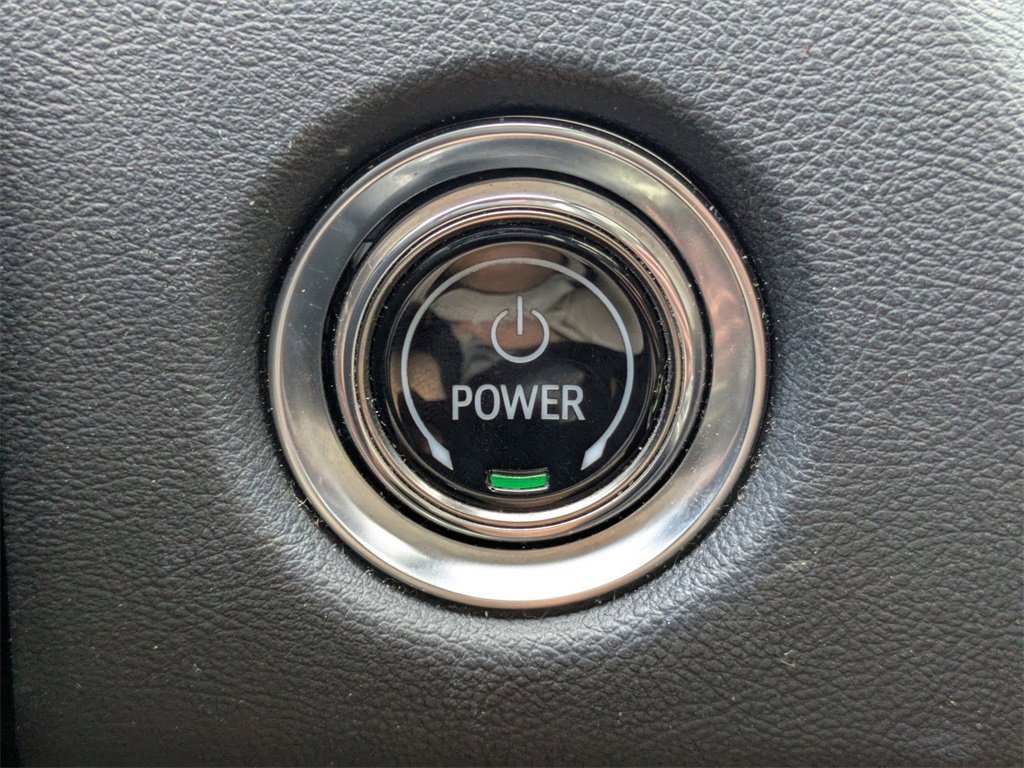 Used 2024 Cadillac Lyriq Luxury image 29