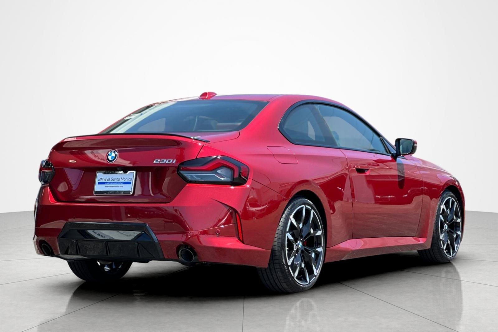 Used 2025 BMW 230i Coupe w/ M Sport Package RWD image 5