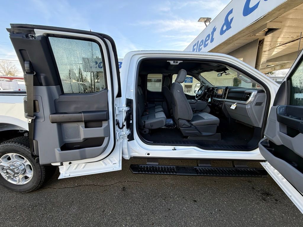 New 2026 Ford F350 XLT AWD/4WD image 29