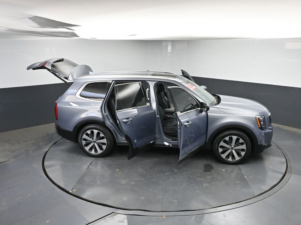 Used 2022 Kia Telluride EX w/ EX Premium Package image 49