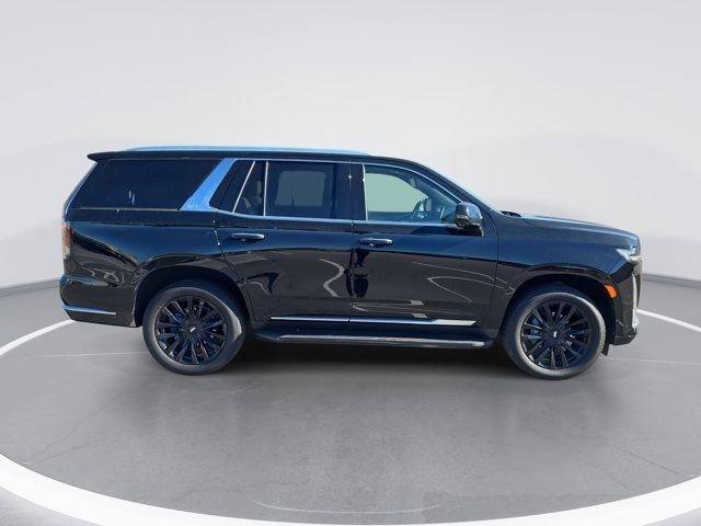 Used 2021 Cadillac Escalade Premium Luxury image 2