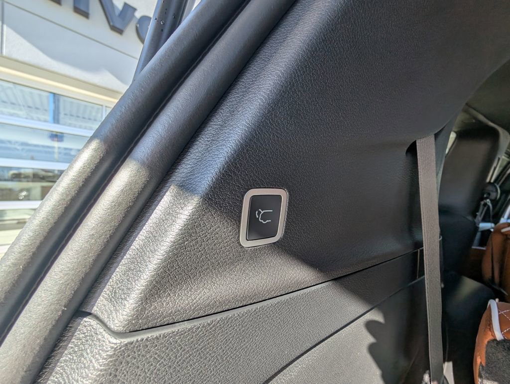 New 2026 Chrysler Pacifica Pinnacle w/ Trailer Tow Group image 52