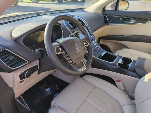 Used 2020 Lincoln Nautilus Reserve w/ Equipment Group 201A FWD image 16