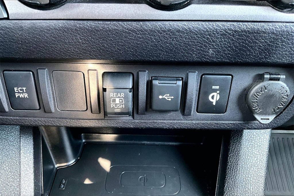 Used 2022 Toyota Tacoma TRD Sport image 33