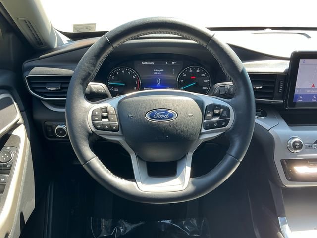 Certified 2023 Ford Explorer XLT w/ Equipment Group 202A image 13