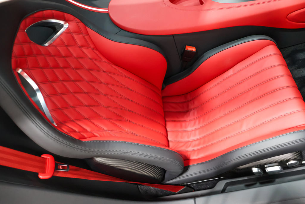 Used 2022 Bugatti Chiron Super Sport AWD/4WD image 43