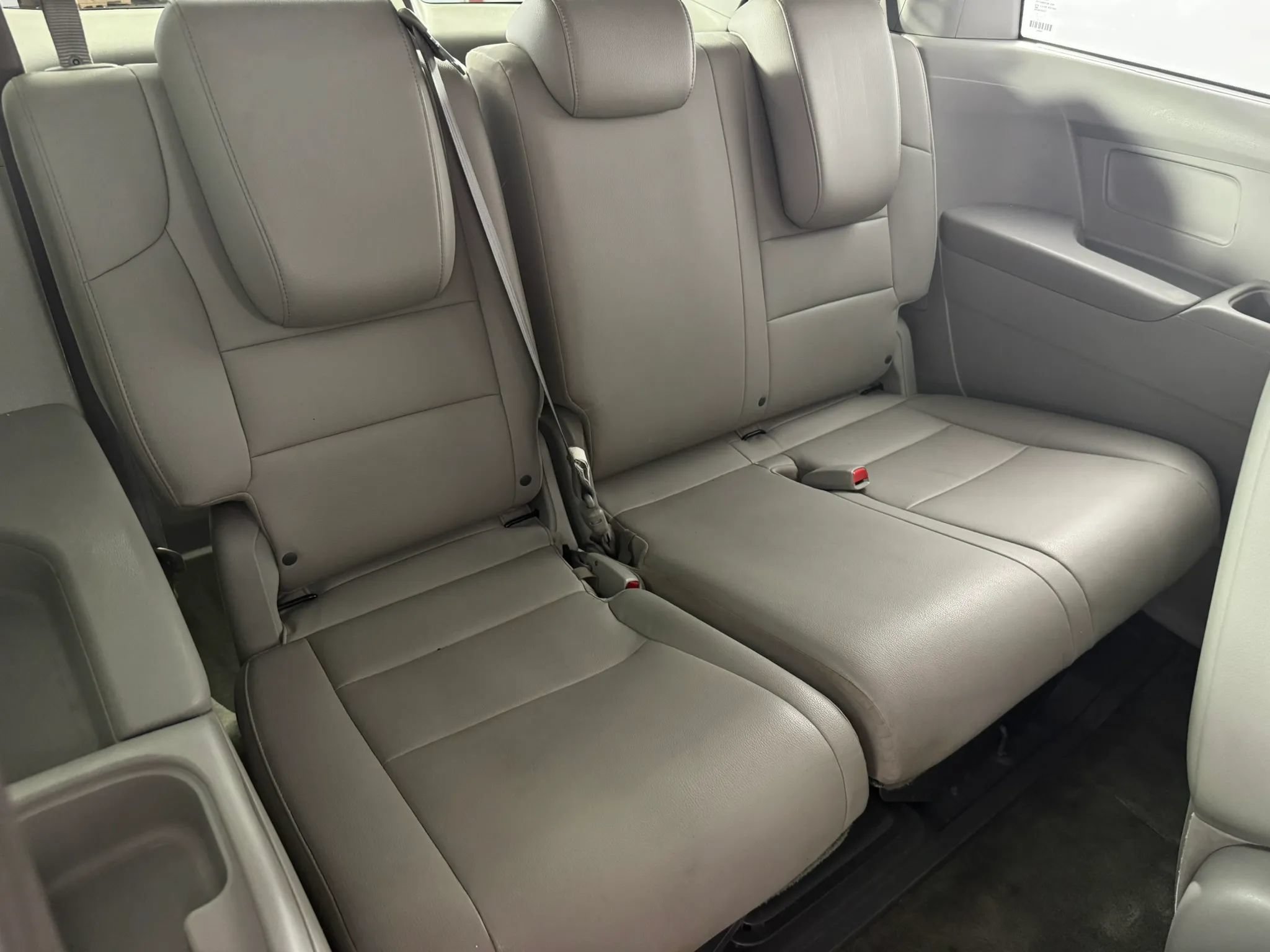 Used 2015 Honda Odyssey EX-L image 40