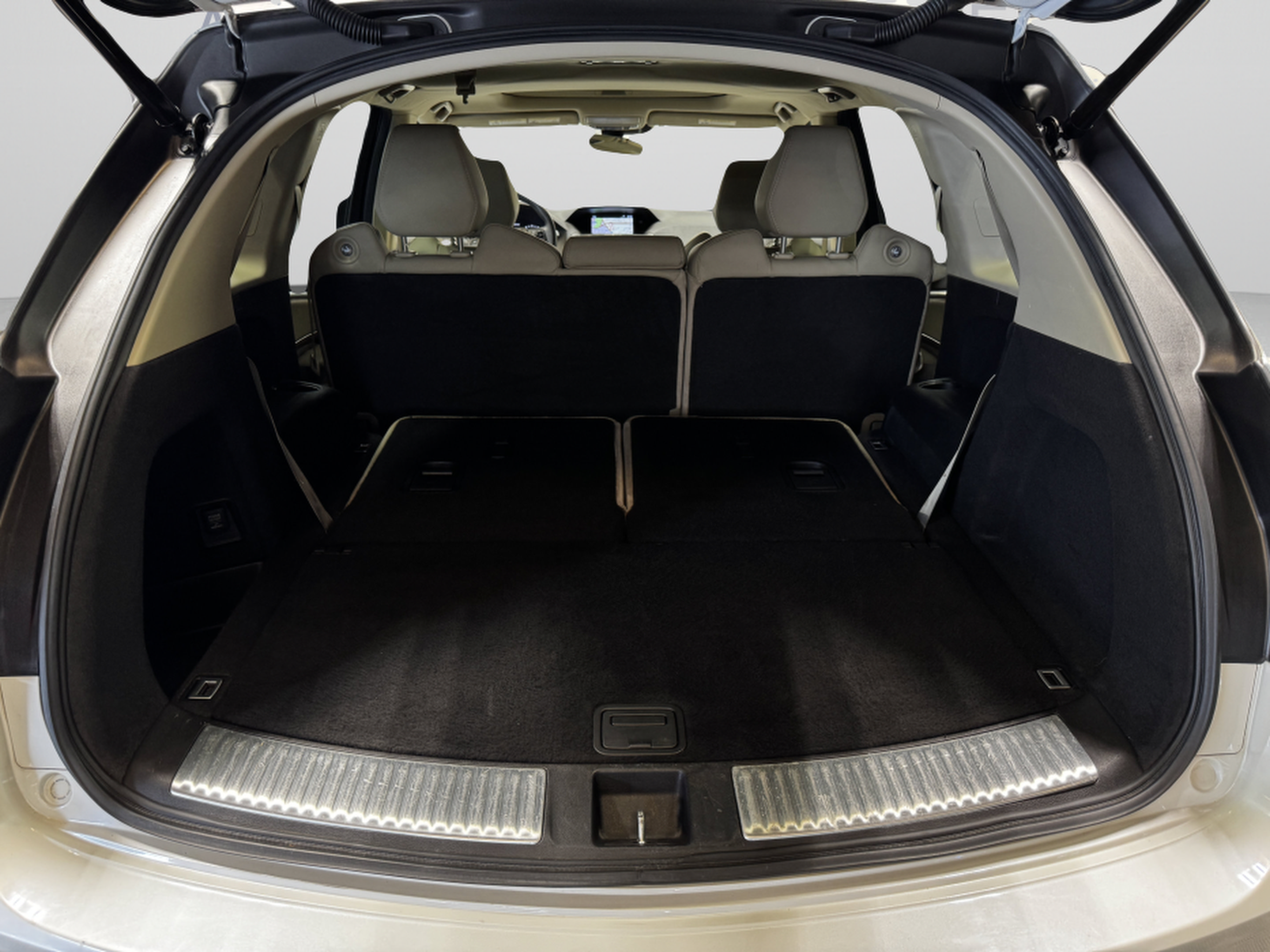Certified 2018 Acura MDX w/ Technology Package FWD image 38