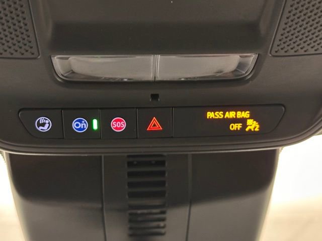 Used 2025 Chevrolet Traverse LT AWD/4WD image 14