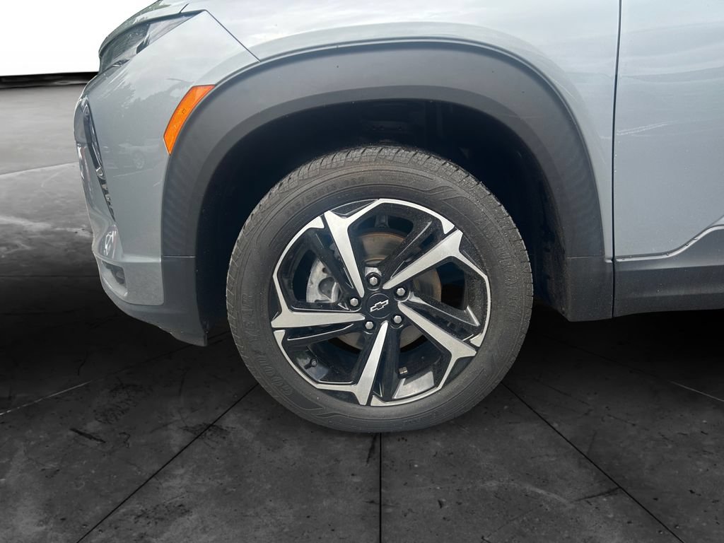 Used 2023 Chevrolet TrailBlazer RS AWD/4WD image 14