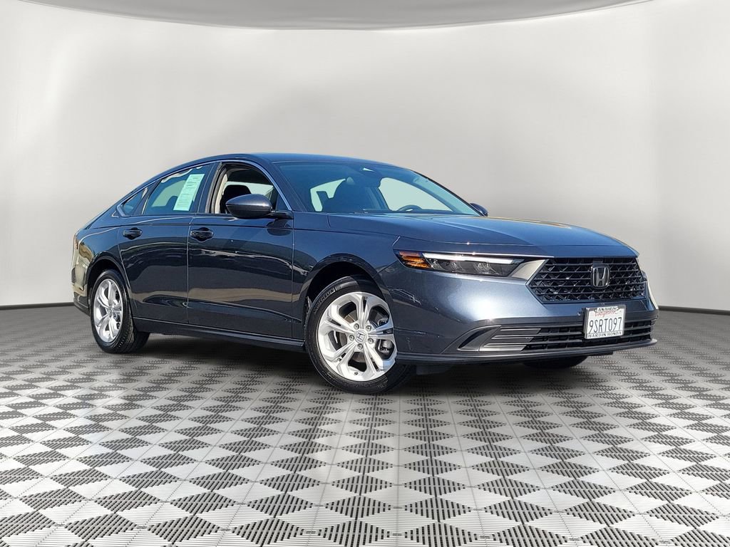 Certified 2025 Honda Accord LX image 2