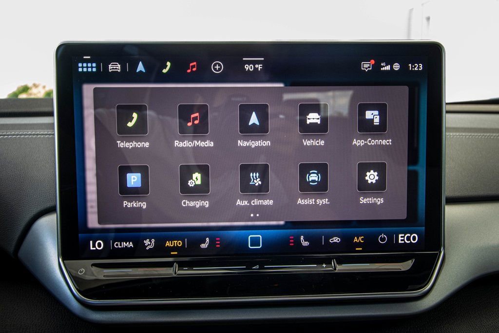New 2025 Volkswagen ID.4 Pro RWD image 37