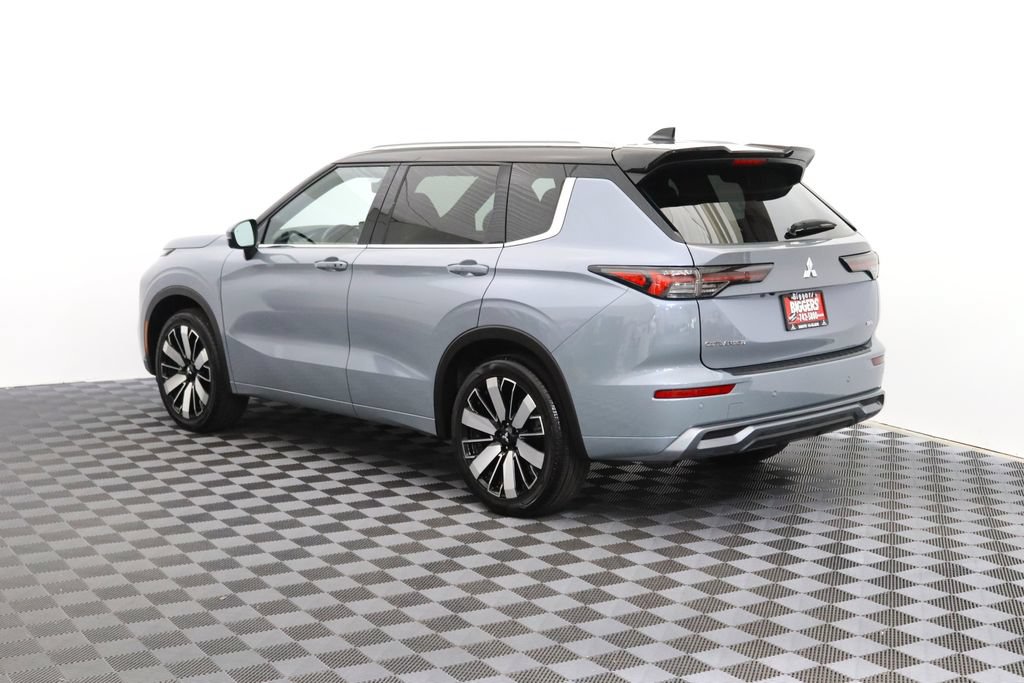 Used 2026 Mitsubishi Outlander SEL AWD/4WD image 6