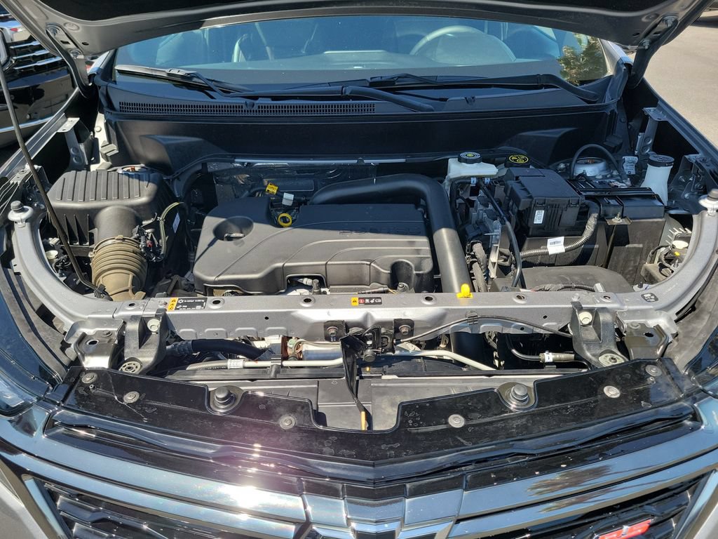 Used 2023 Chevrolet Equinox RS FWD image 24