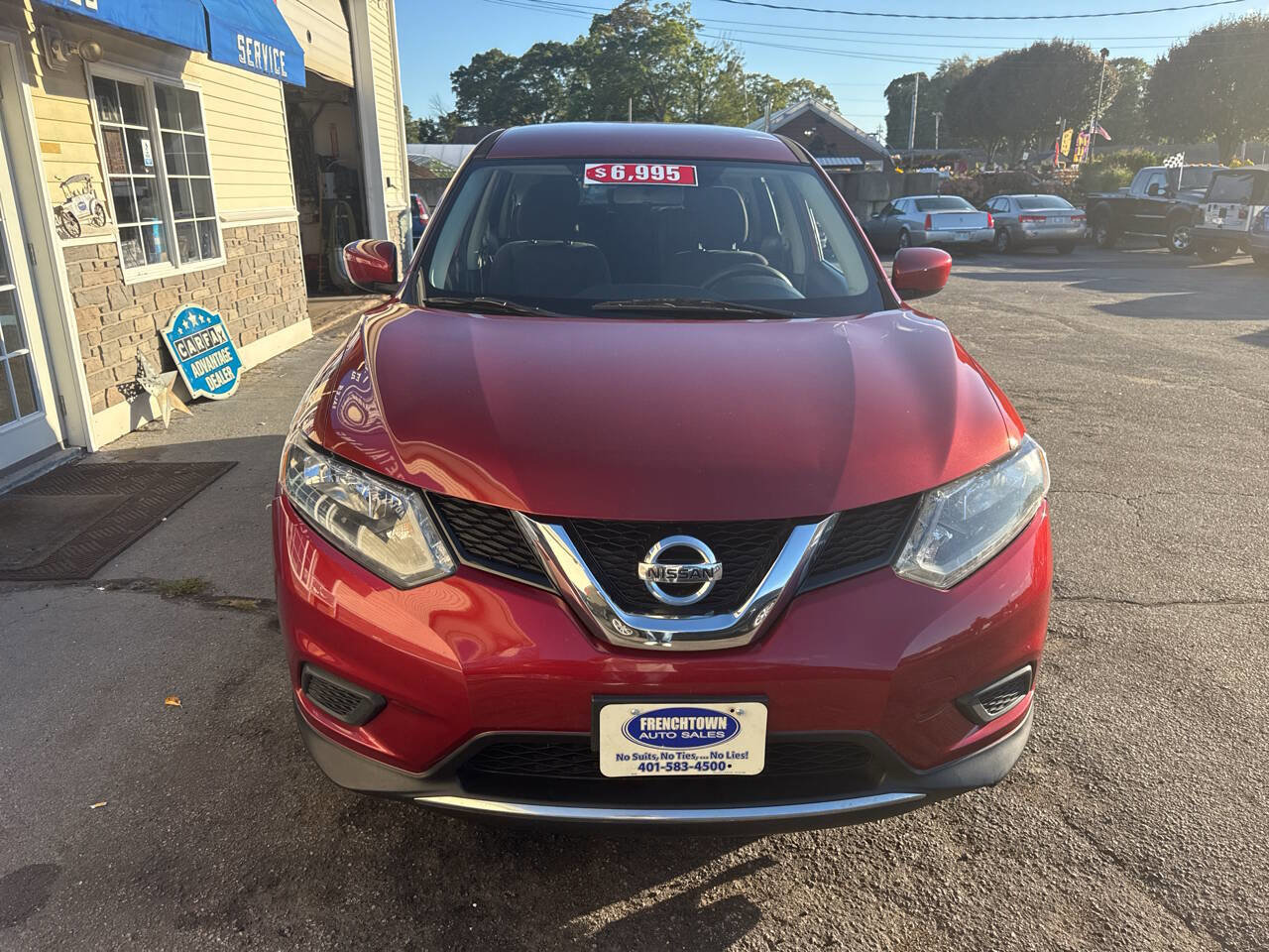 Used 2016 Nissan Rogue S image 4