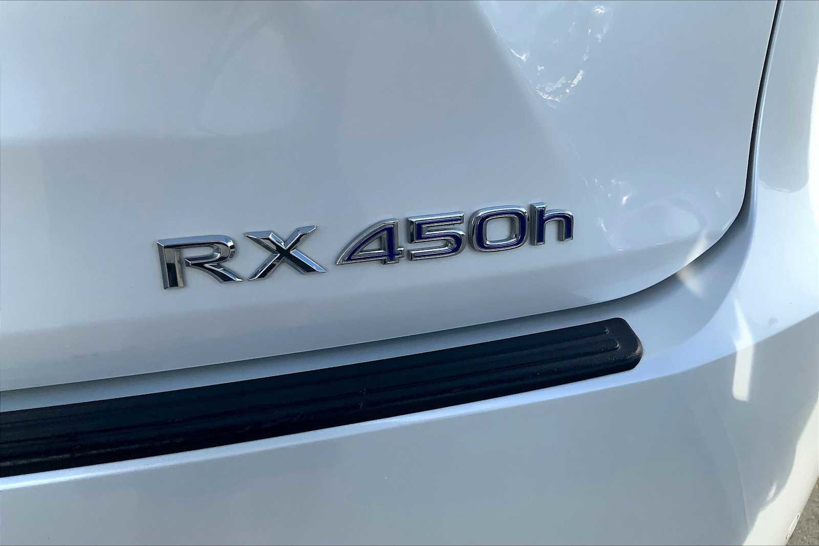 Used 2017 Lexus RX 450h AWD image 9