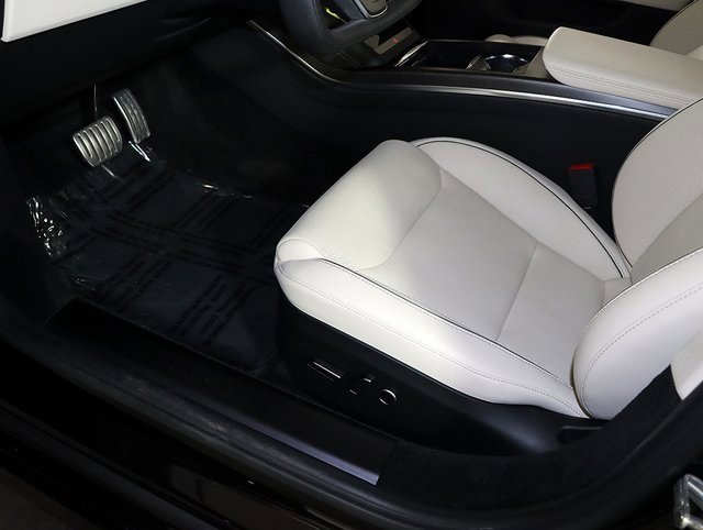 Used 2023 Tesla Model S Plaid image 25