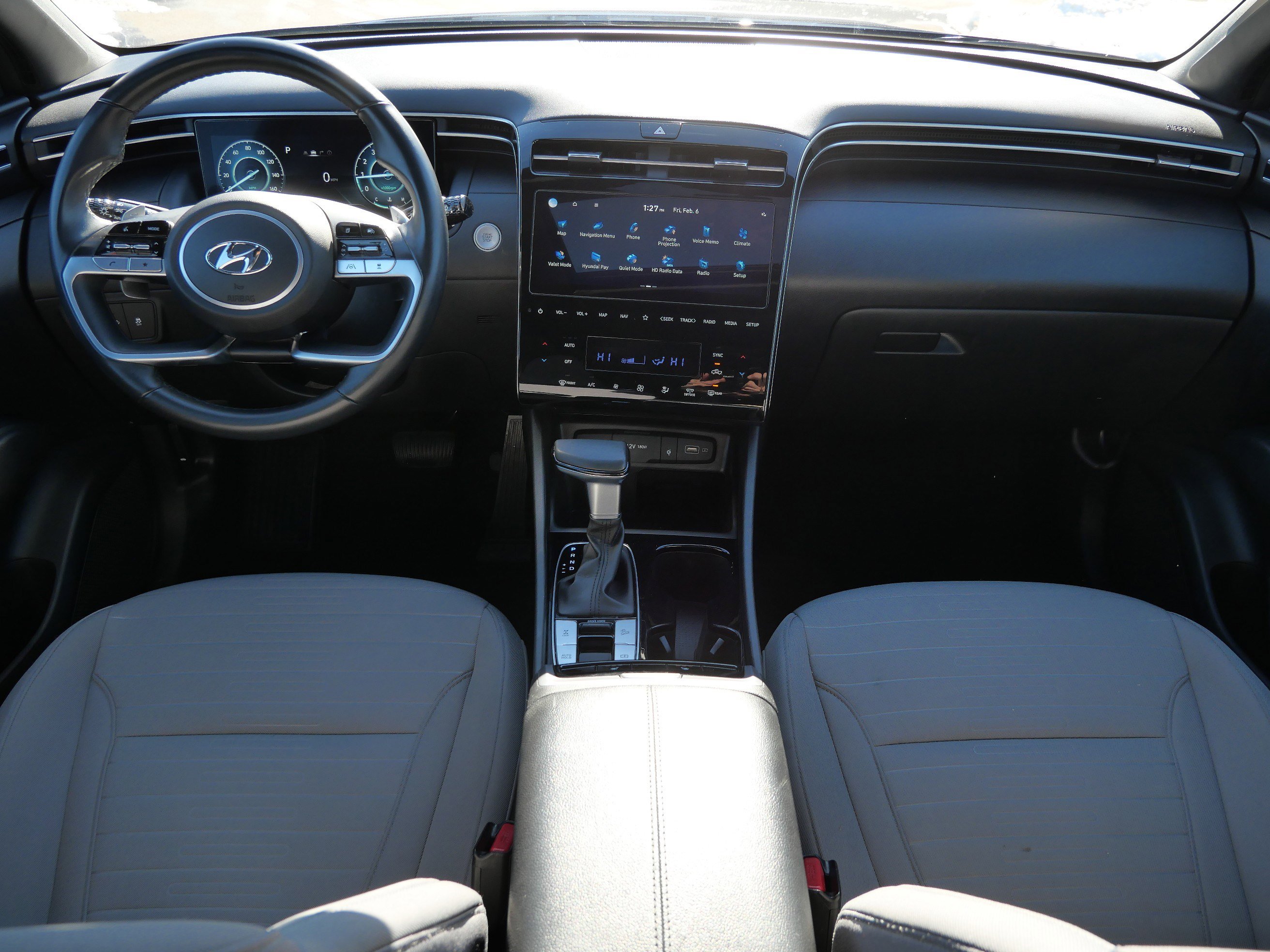 Used 2023 Hyundai Santa Cruz SEL Premium image 10