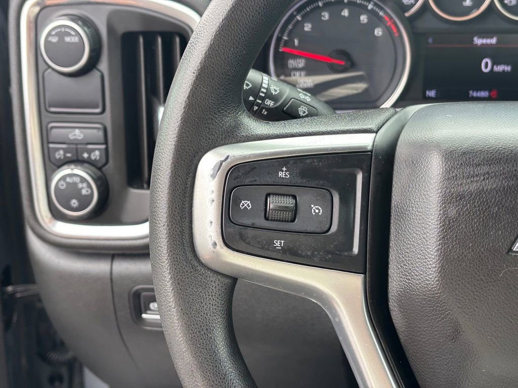 Used 2020 Chevrolet Silverado 1500 LT RWD image 14