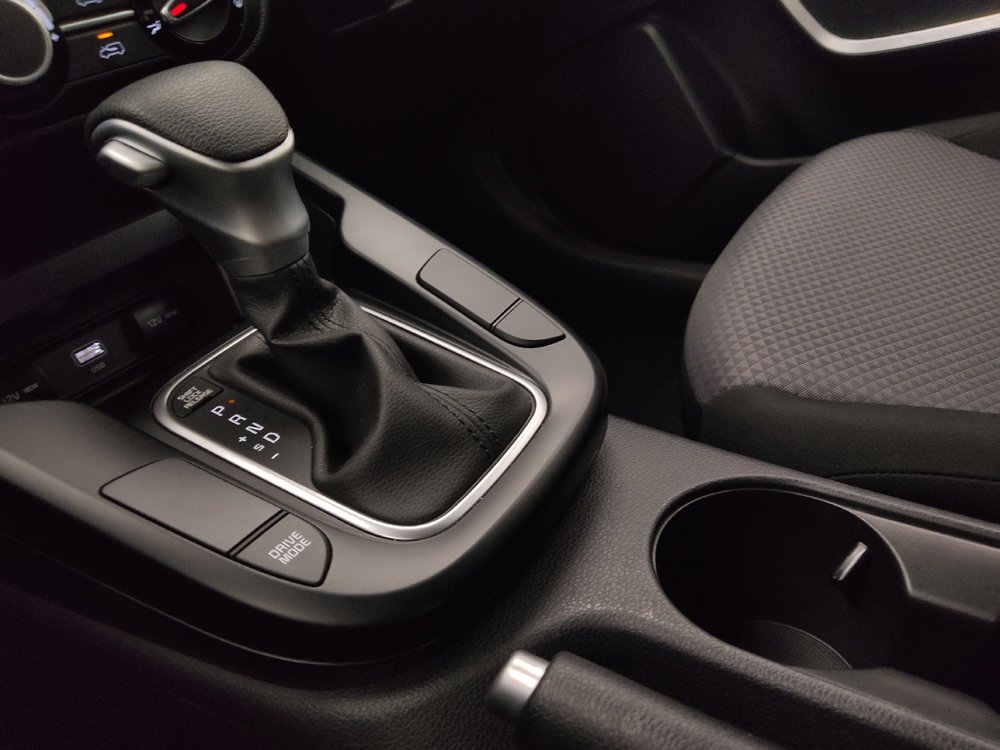 Used 2025 Kia Soul S FWD image 26