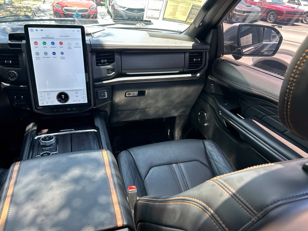 Used 2023 Ford Expedition Max Platinum AWD/4WD image 12
