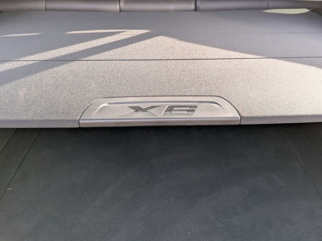 Used 2023 BMW X6 xDrive40i w/ M Sport Package image 7