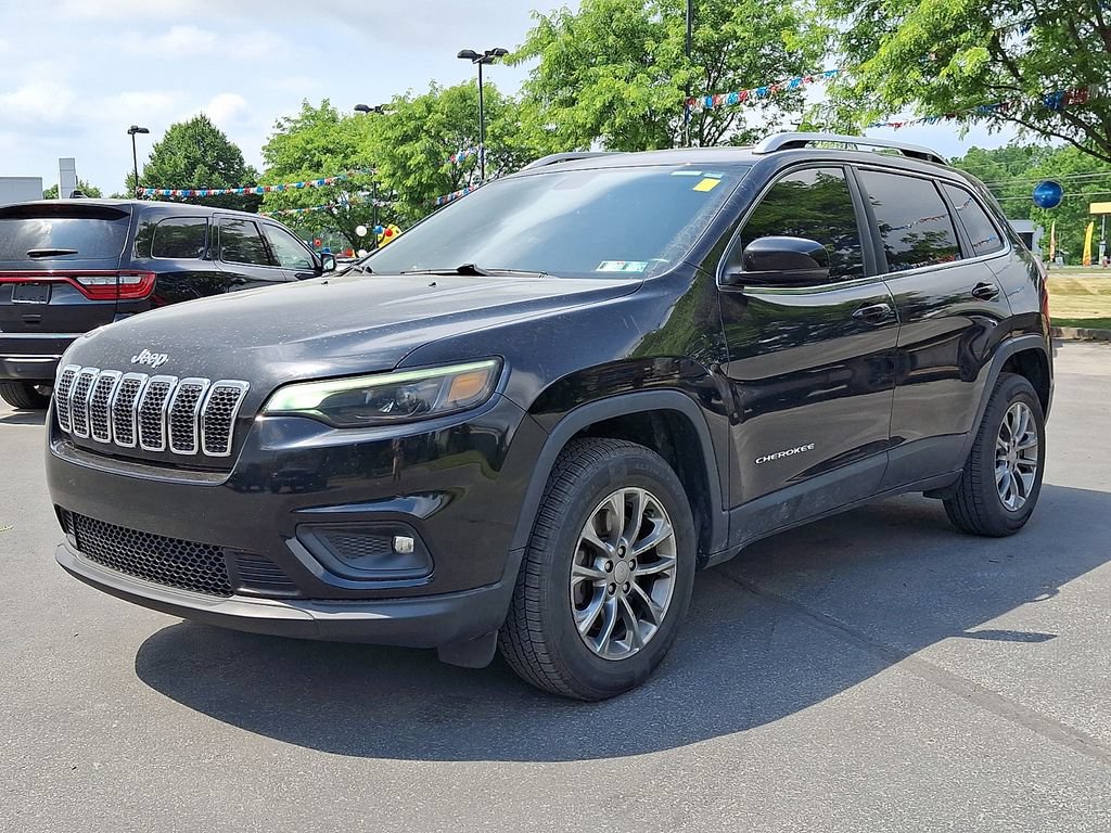 Certified 2019 Jeep Cherokee Latitude Plus w/ Comfort/Convenience Group AWD/4WD image 3