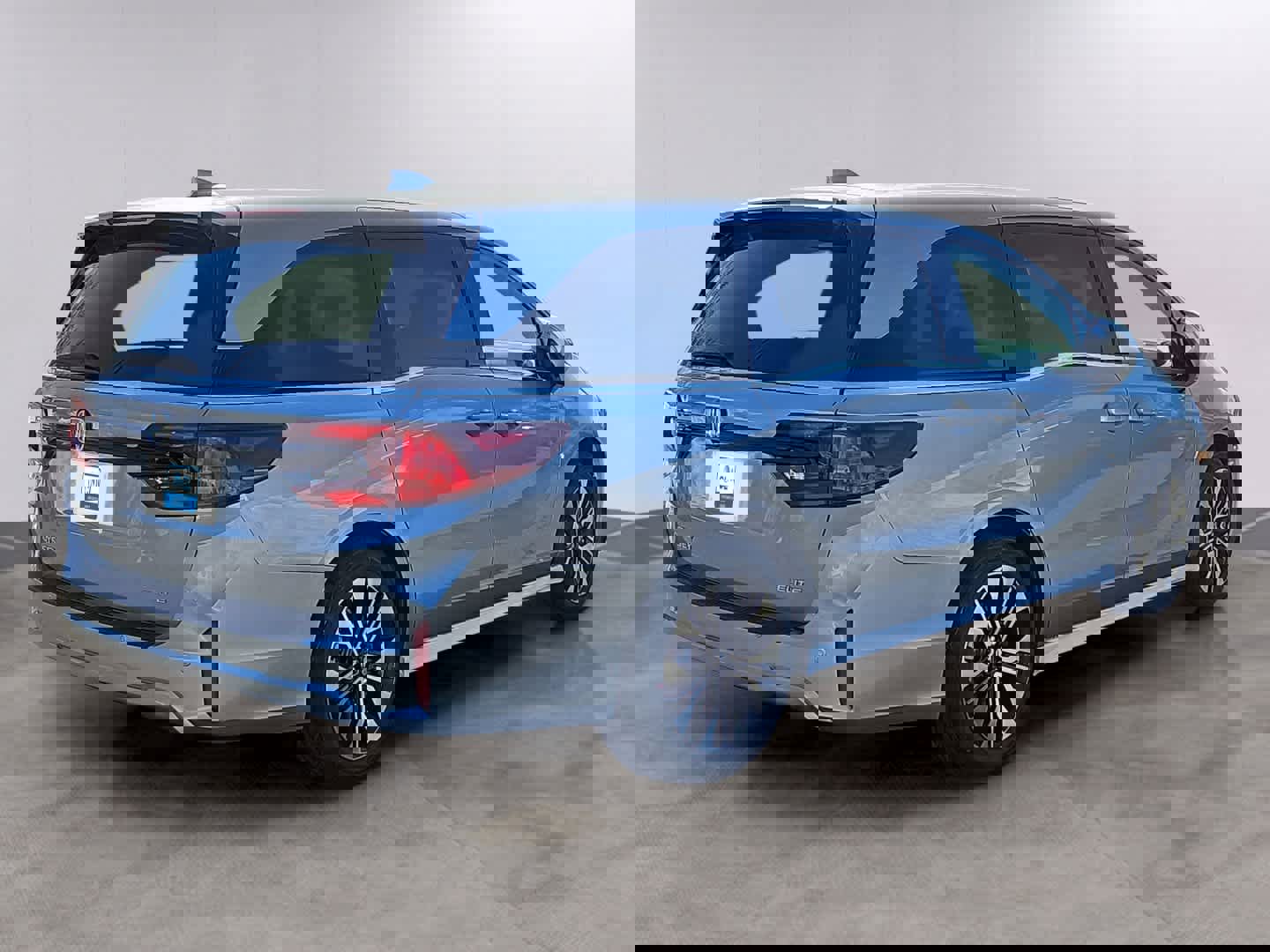New 2026 Honda Odyssey Elite image 3