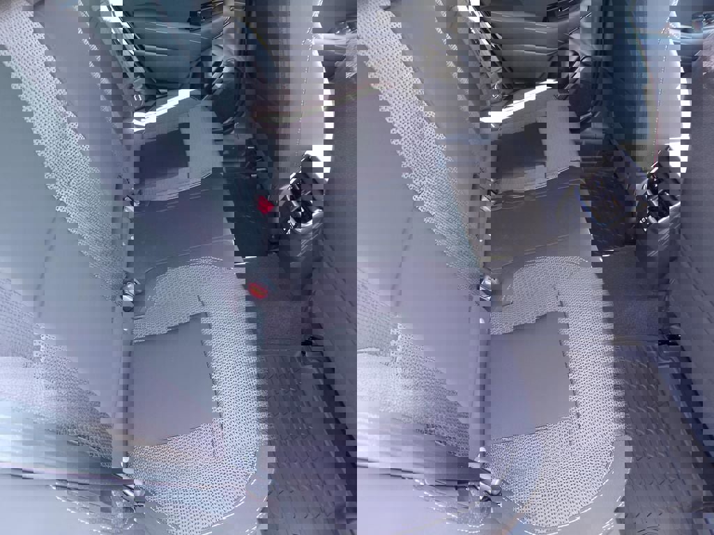 Certified 2025 Subaru Outback Premium AWD/4WD image 13