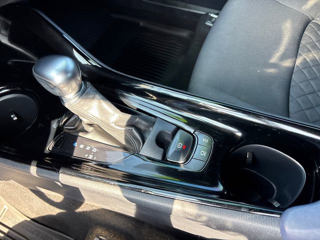 Used 2022 Toyota C-HR XLE FWD image 24