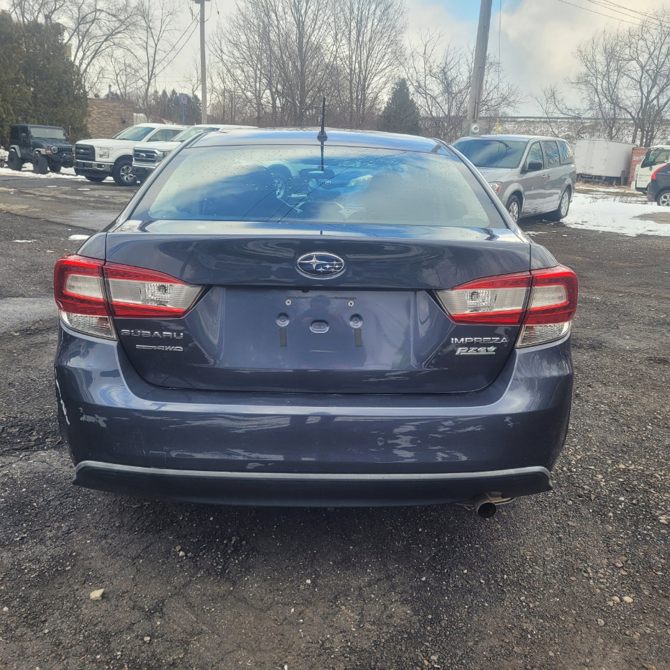 Used 2017 Subaru Impreza 2.0i image 7