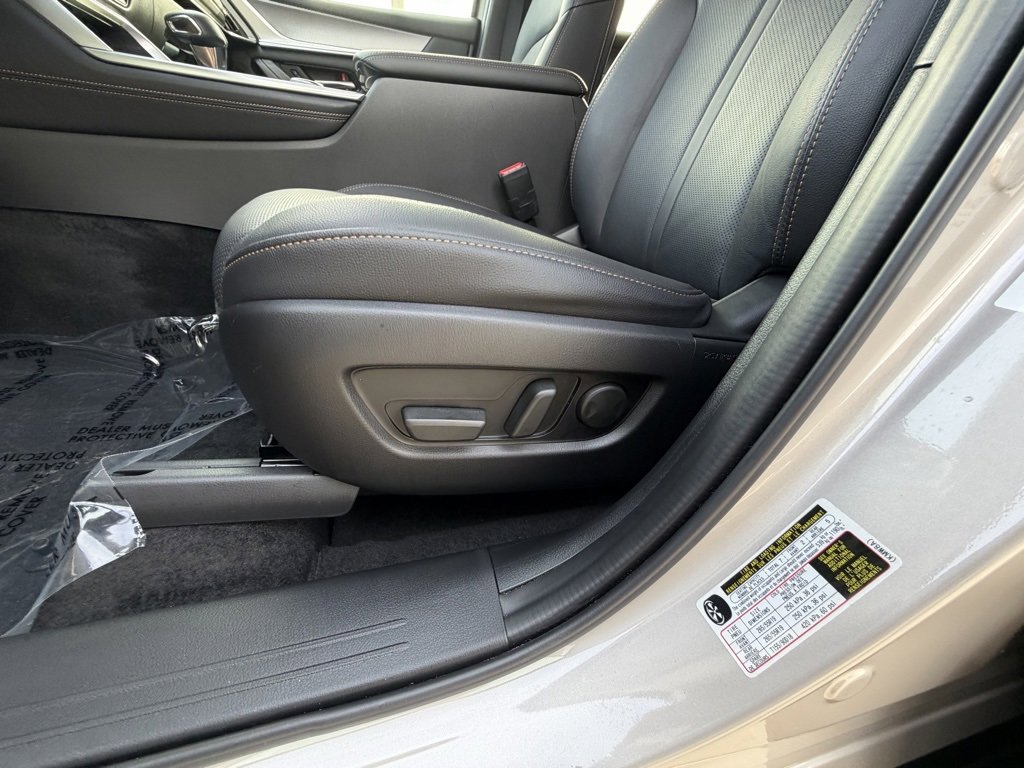 Used 2024 MAZDA CX-90 3.3 Turbo w/ Preferred Package image 25