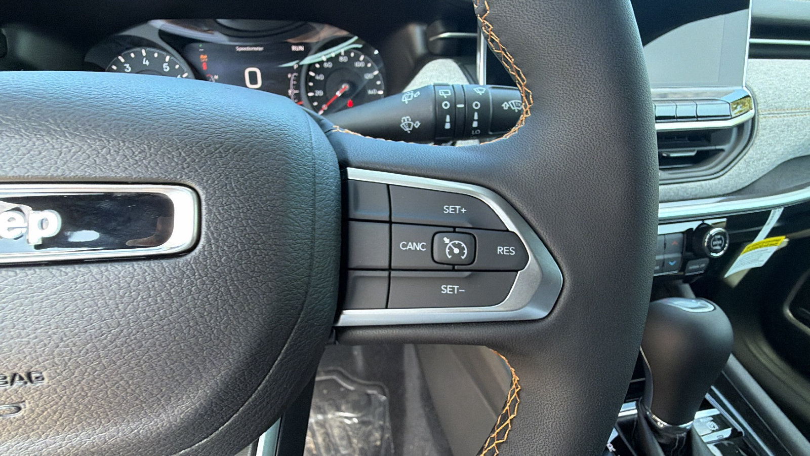 New 2026 Jeep Compass Latitude AWD/4WD image 23