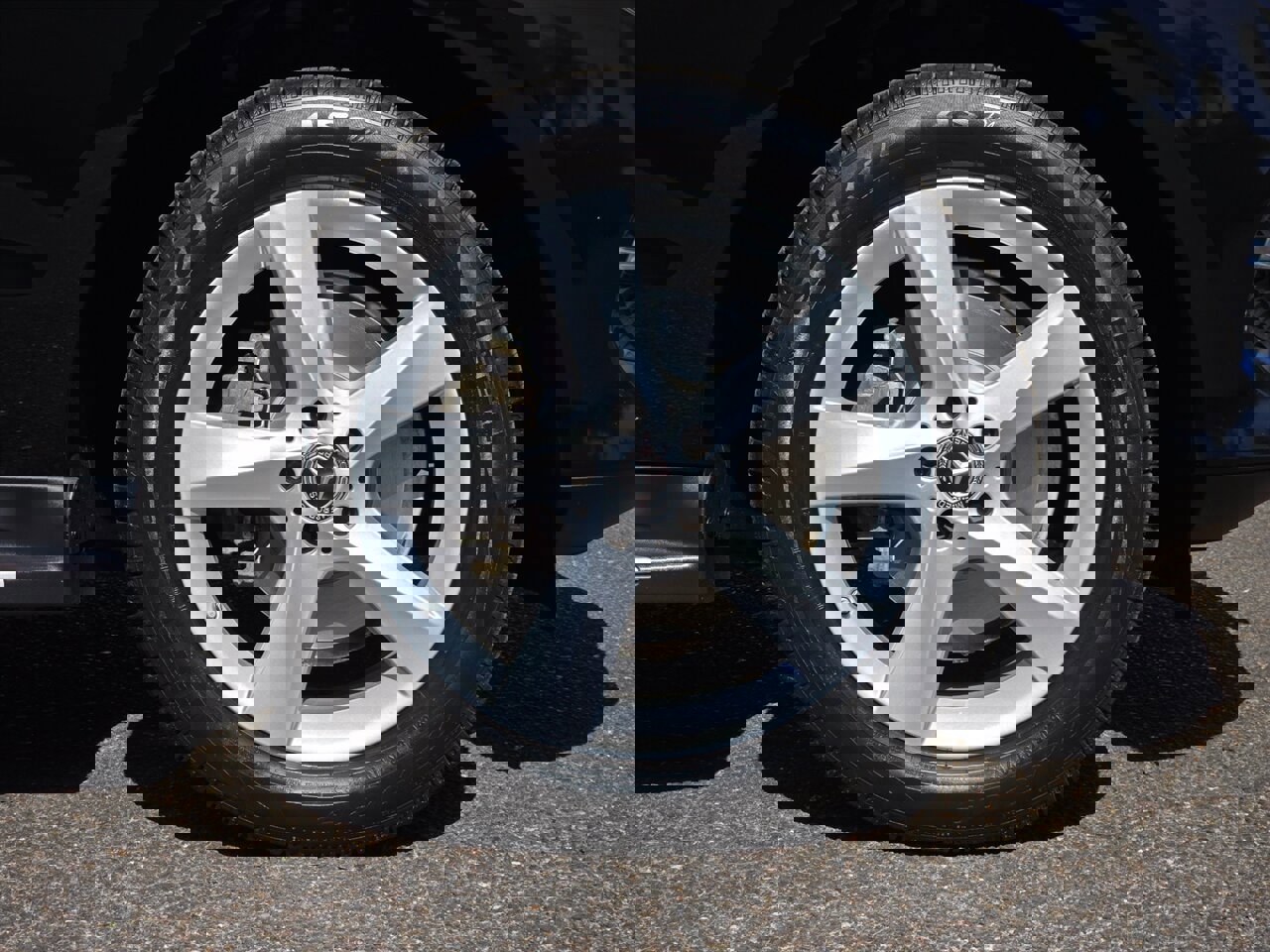 Used 2018 Mercedes-Benz GLE 350 w/ Premium 1 Package image 40