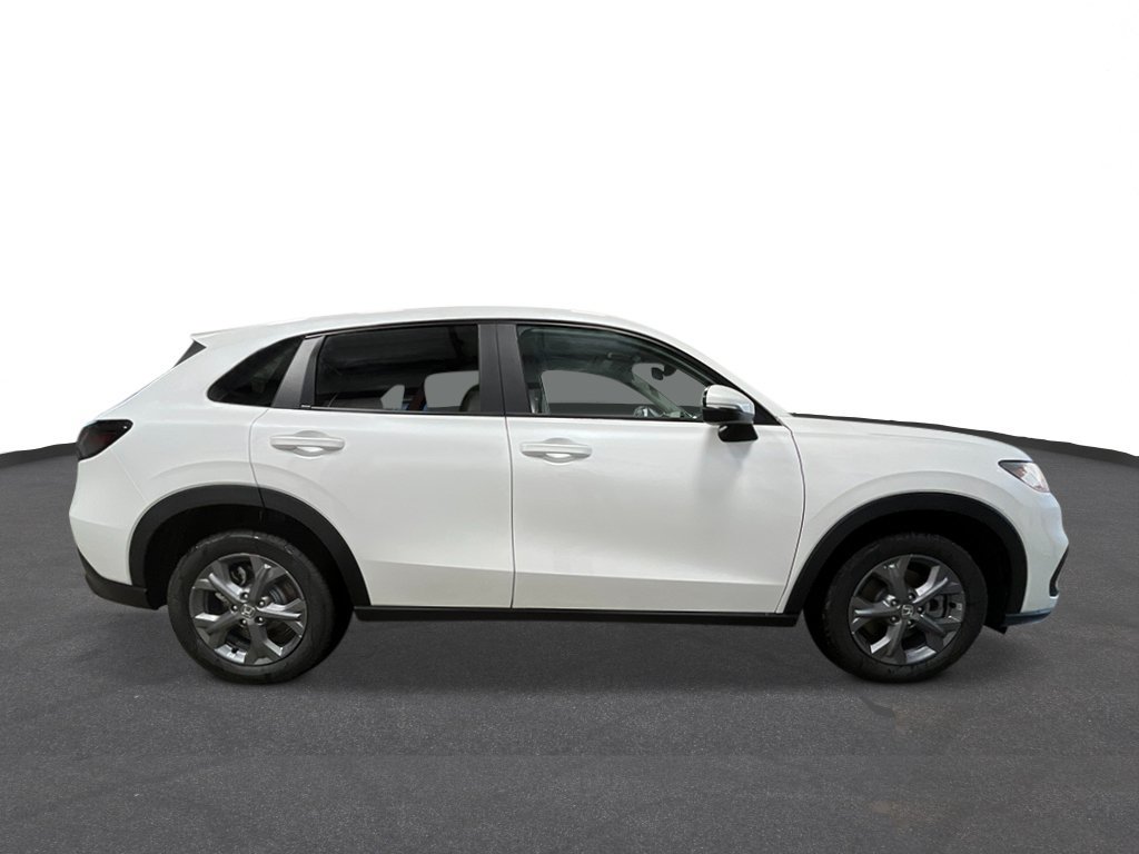 New 2027 Honda HR-V LX image 2