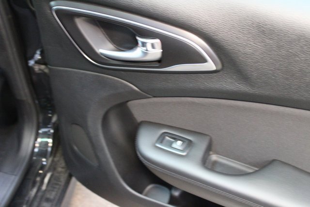 Used 2016 Chrysler 200 LX image 11