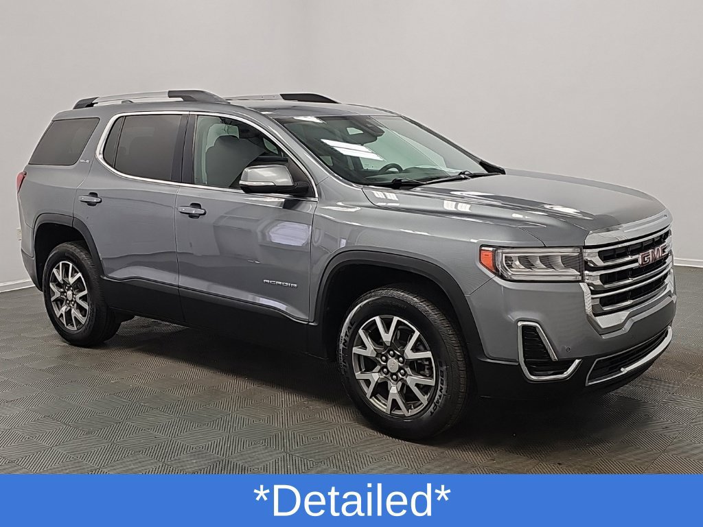 Used 2022 GMC Acadia SLE w/ Driver Convenience Package FWD image 2