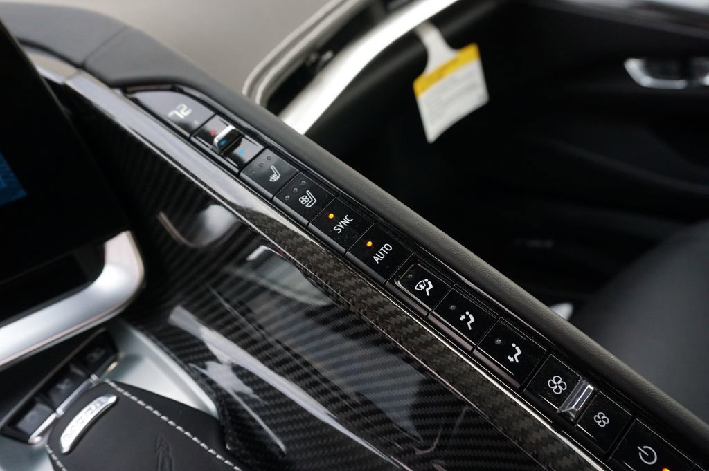 New 2025 Chevrolet Corvette E-Ray image 16