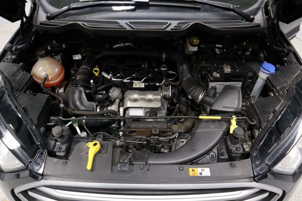 Certified 2019 Ford EcoSport SE image 16