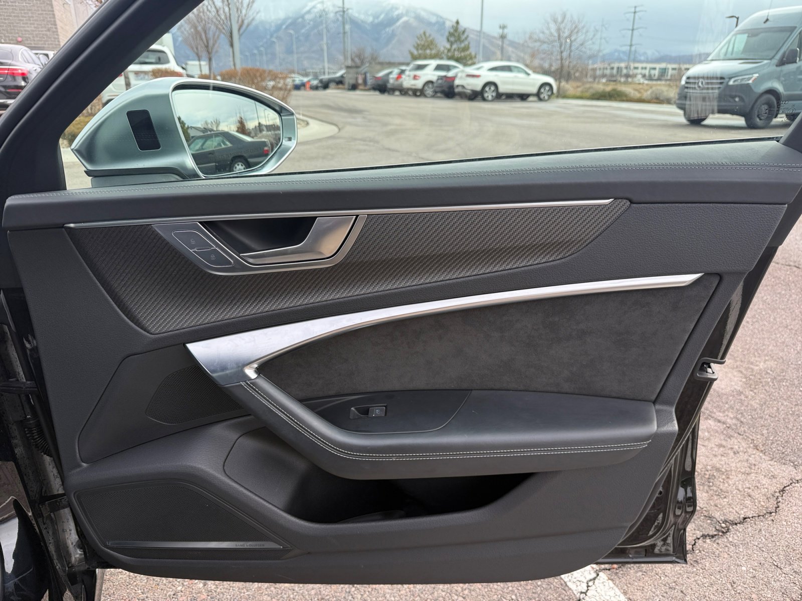 Used 2021 Audi S6 Prestige w/ Prestige Package image 16