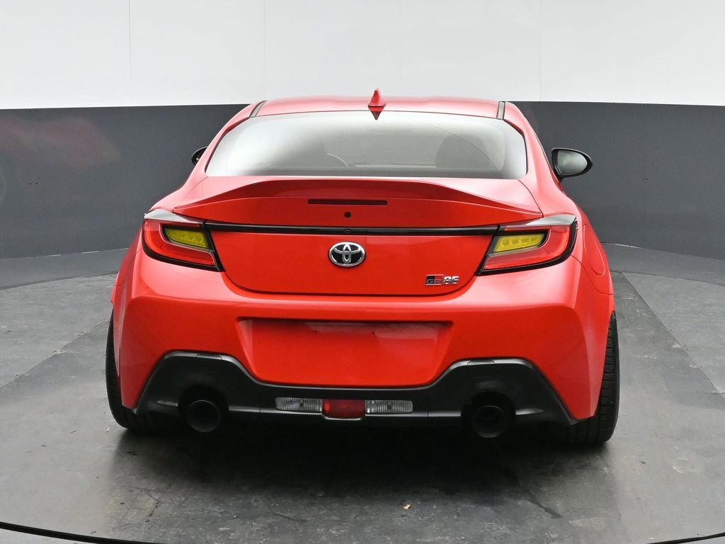 Used 2023 Toyota GR86 Premium image 6