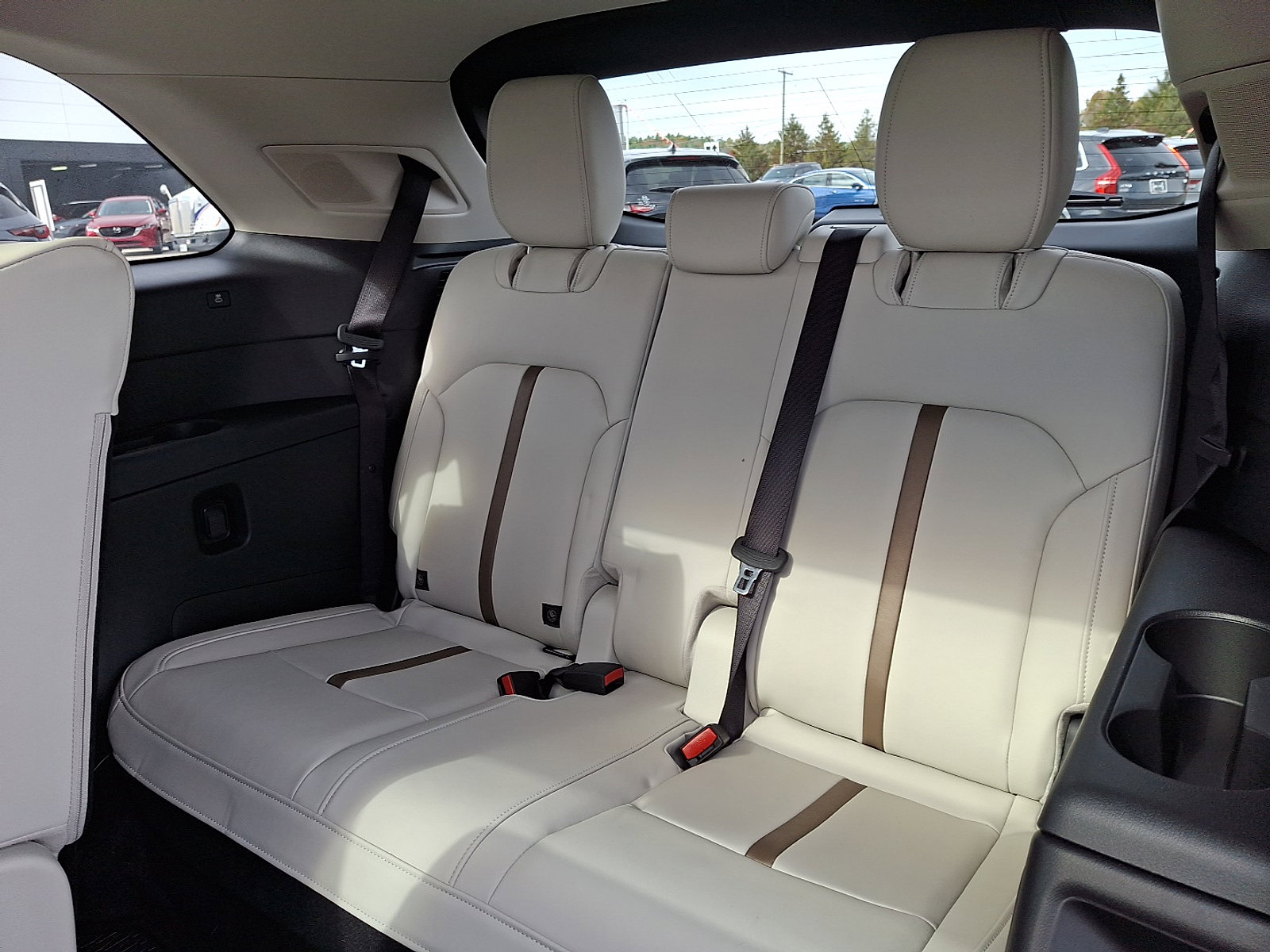 Certified 2025 MAZDA CX-90 3.3 Turbo S w/ Premium Package image 11