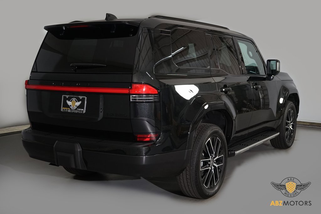 Used 2025 Lexus GX 550 image 6