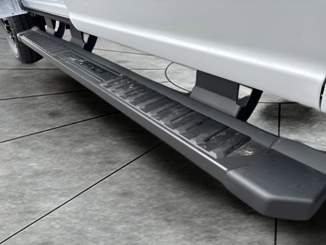 New 2026 Ford F250 Lariat image 40