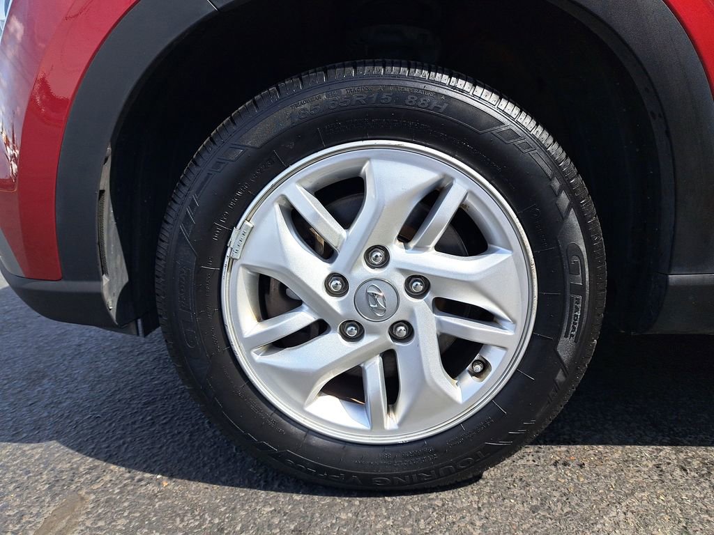 Used 2022 Hyundai Venue SE w/ Cargo Package FWD image 29