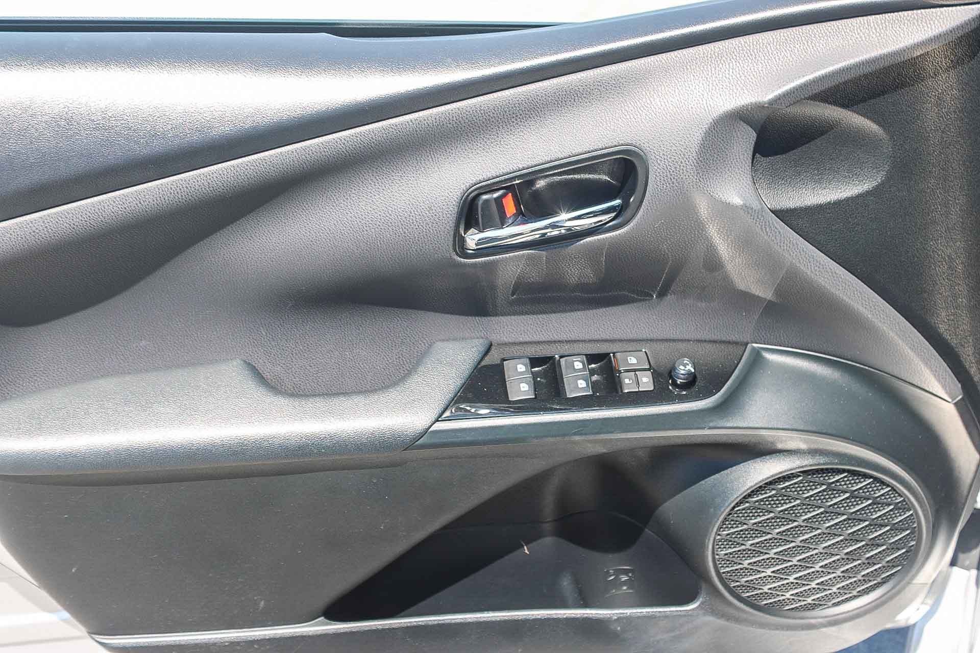 Certified 2017 Toyota Prius Prime Premium FWD image 21