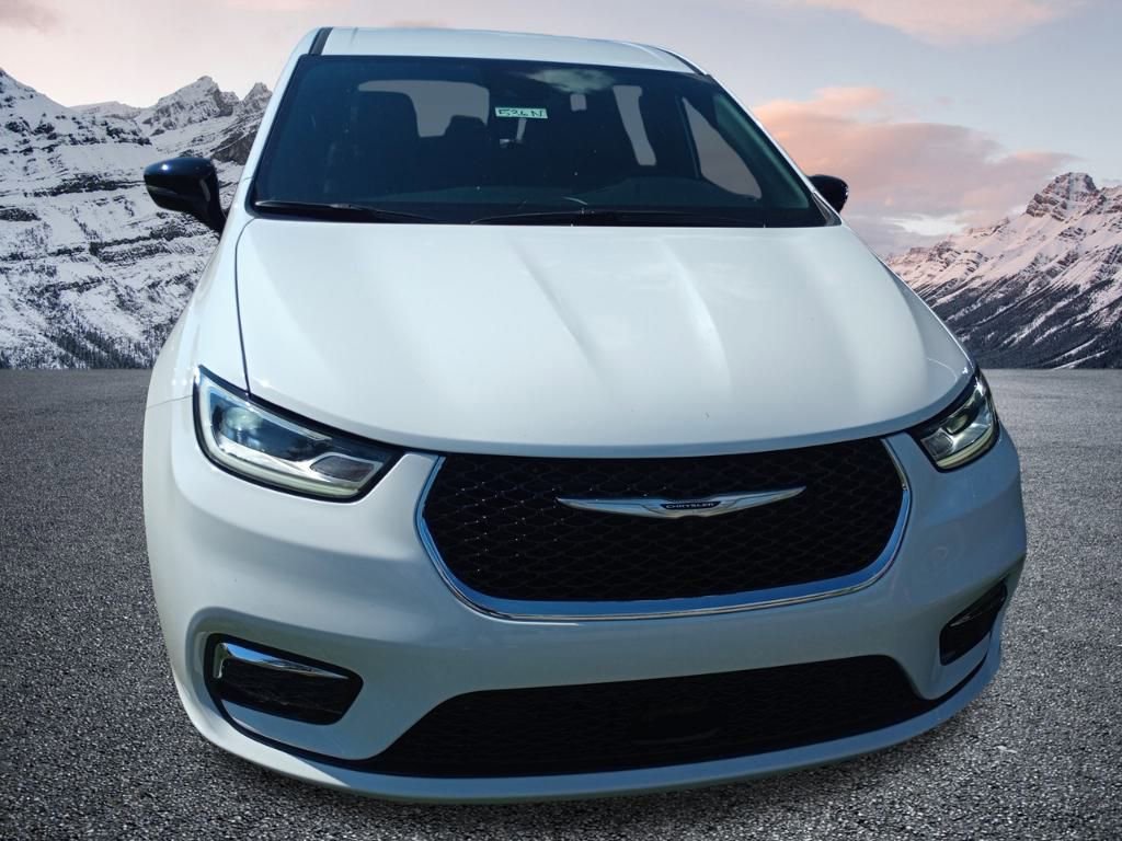 New 2026 Chrysler Pacifica Select image 6
